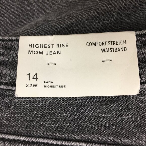 NEW American Eagle Jeans Faded Black Highest Rise Mom Distressed size 14L - Picture 3 of 9